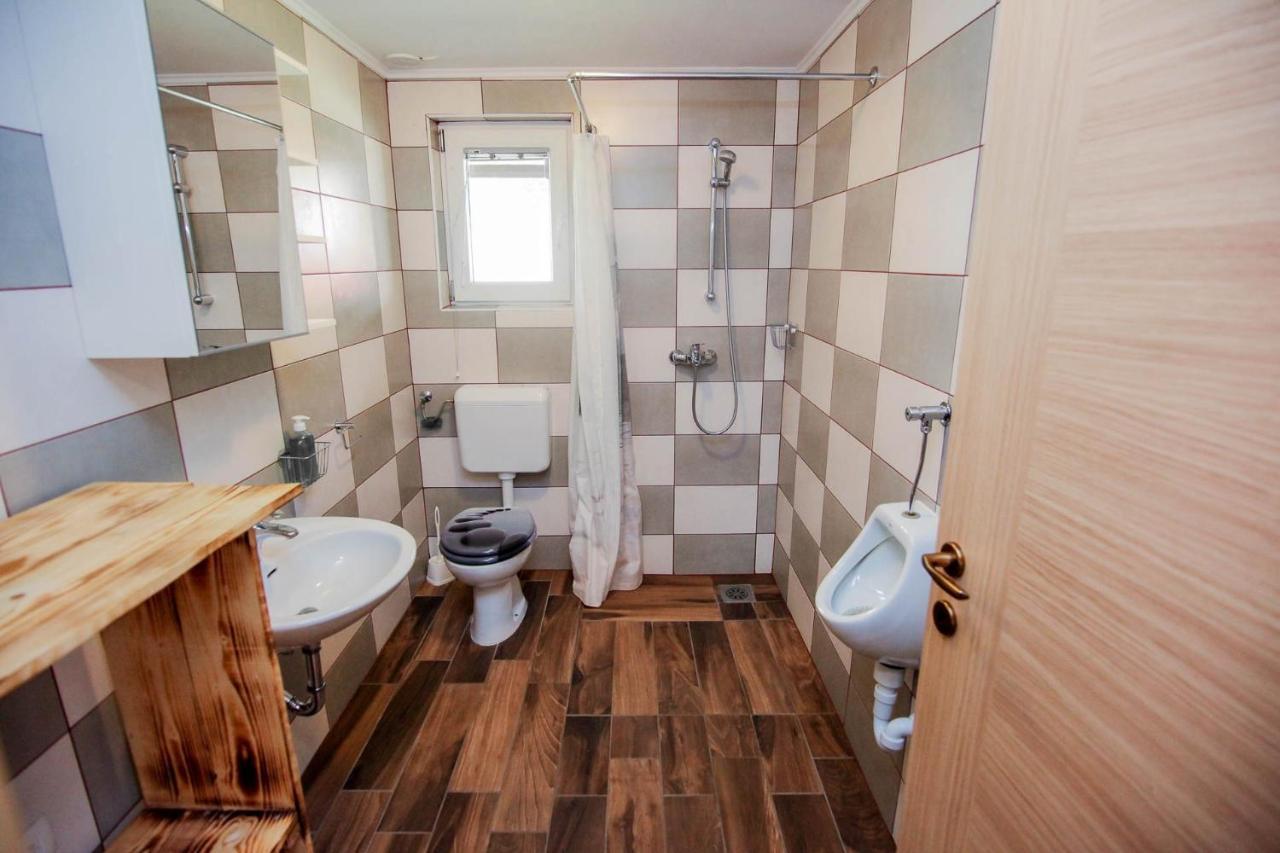 Apartmaji Pri Kozmavo - Little House Bohinj Bagian luar foto