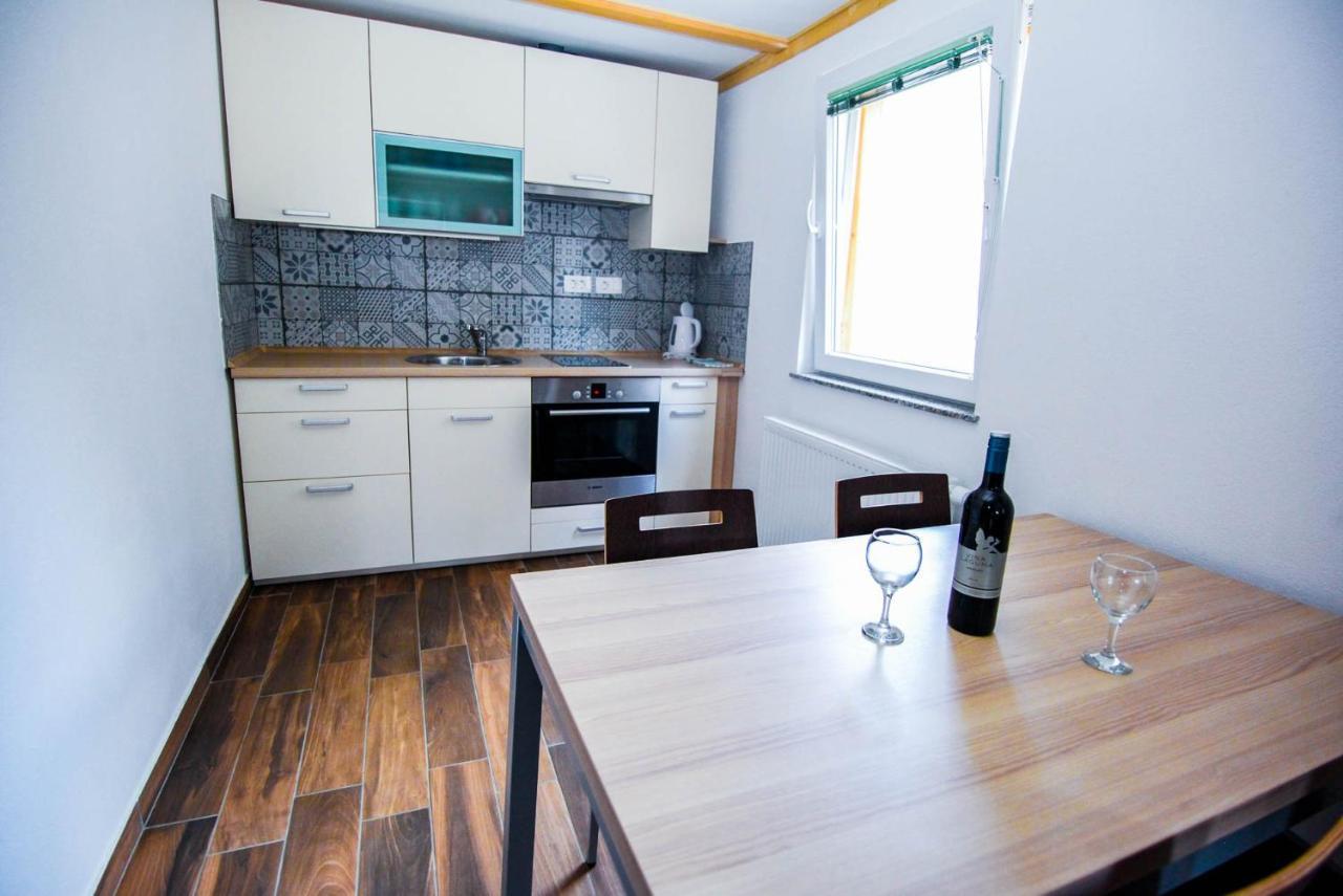 Apartmaji Pri Kozmavo - Little House Bohinj Bagian luar foto