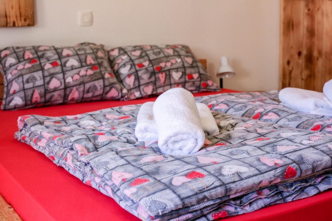 Apartmaji Pri Kozmavo - Little House Bohinj Bagian luar foto