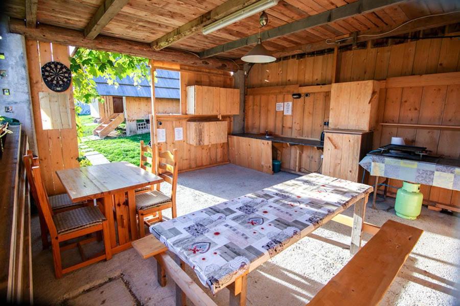 Apartmaji Pri Kozmavo - Little House Bohinj Bagian luar foto